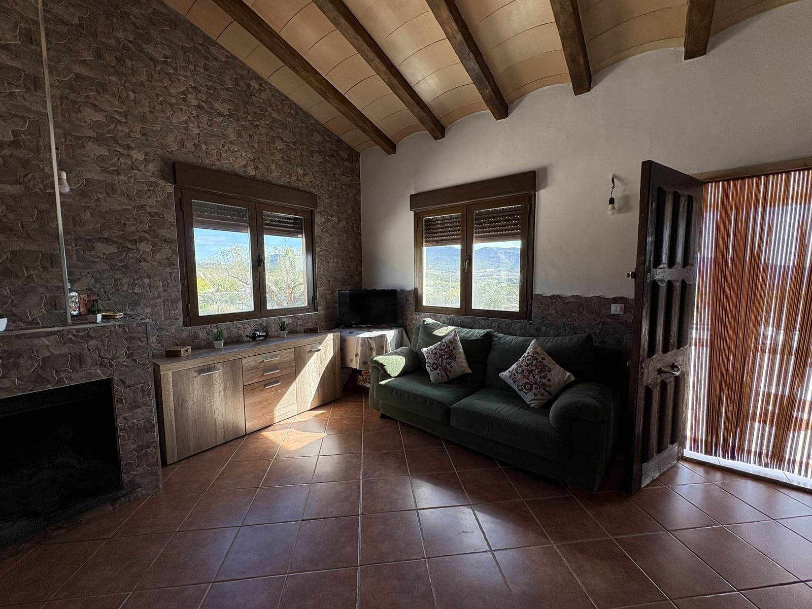 2 quarto Quinta/Casa Rural para venda em Sax - 199 995 € (Ref: 9371702)