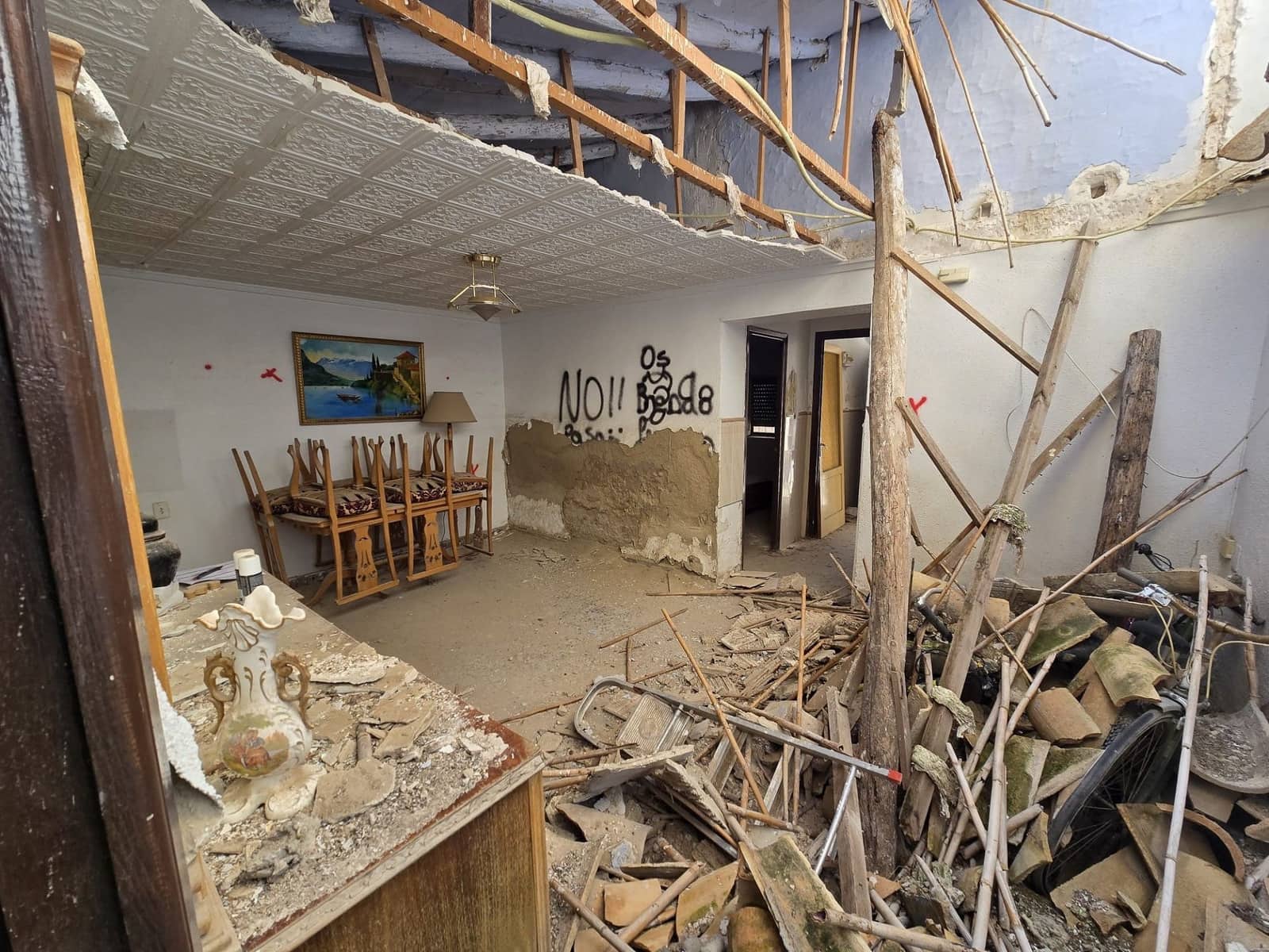 4 bedroom Townhouse for sale in Sax - € 43,500 (Ref: 9371703)