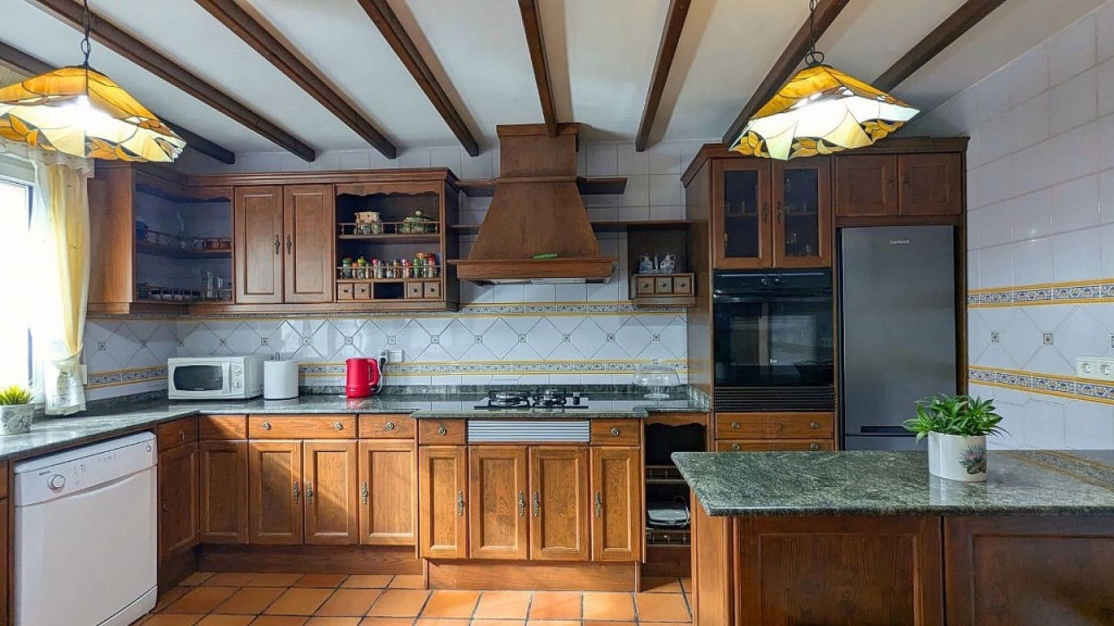 4 slaapkamer Villa te koop in Pilar de la Horadada met zwembad garage - € 690.000 (Ref: 9382298)