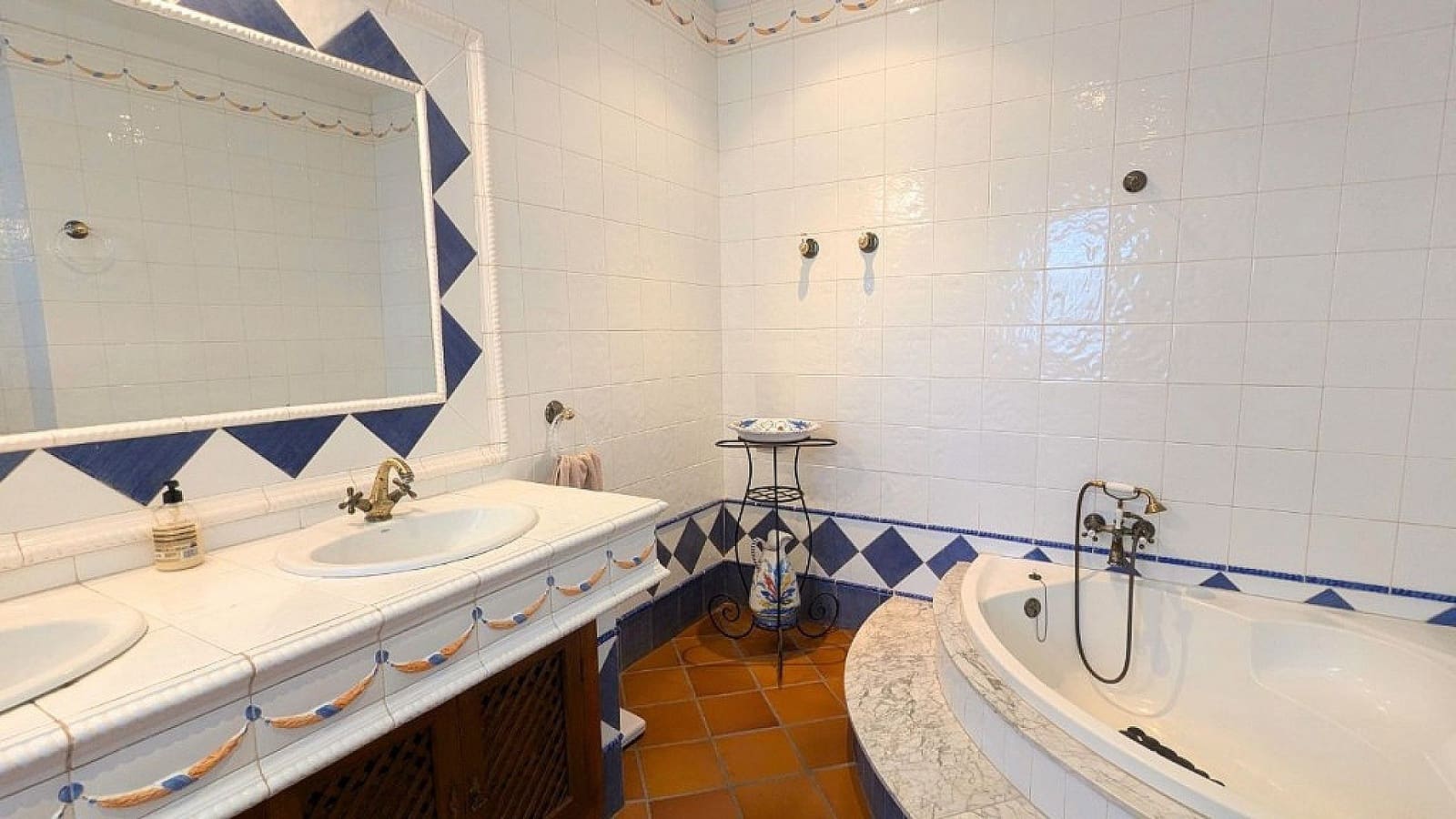 4 slaapkamer Villa te koop in Pilar de la Horadada met zwembad garage - € 690.000 (Ref: 9382298)