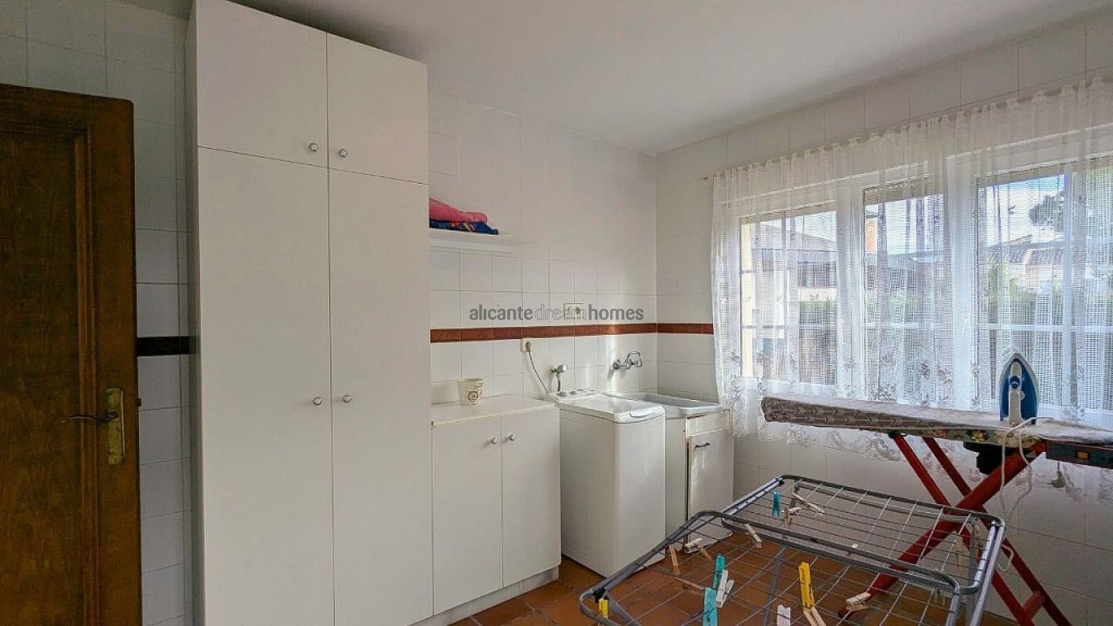 4 camera da letto Villa in vendita in Pilar de la Horadada con piscina garage - 690.000 € (Rif: 9382298)