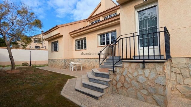 4 sypialnia Willa na sprzedaż w Mil Palmeras, Pilar de la Horadada z basenem garażem - 690 000 € (Ref: 9382298)