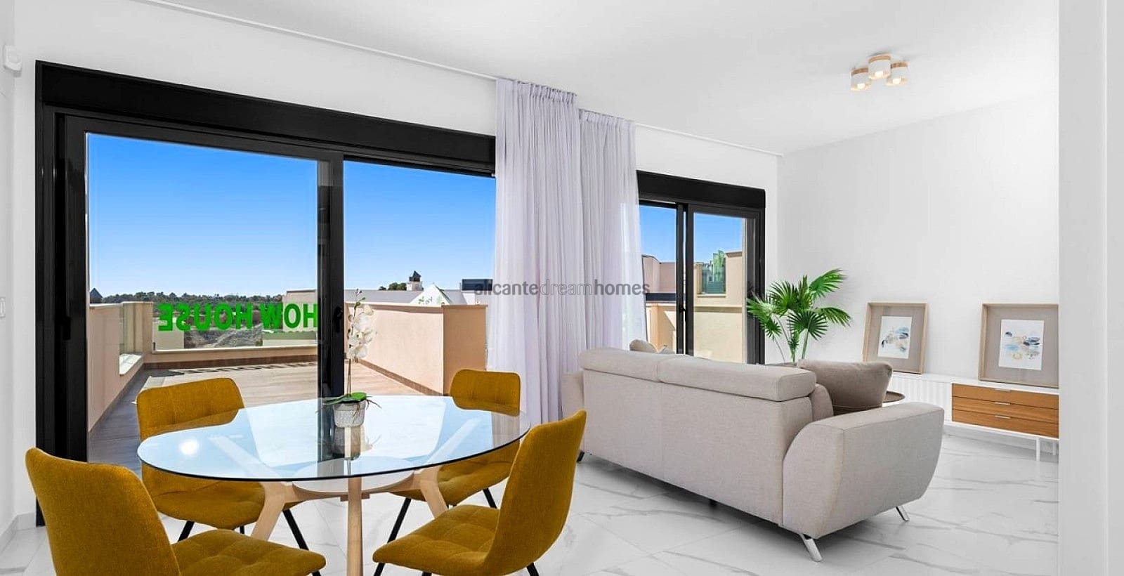 2 makuuhuone Huvila myytävänä paikassa San Miguel de Salinas mukana uima-altaan - 375 000 € (Ref: 9382301)