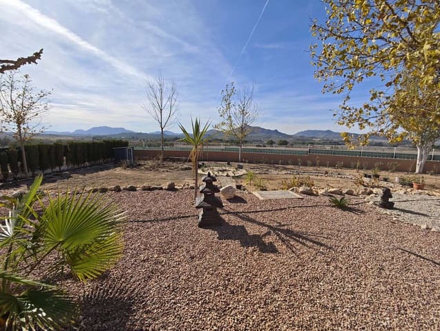 3 soverom Villa til salgs i Sax - € 399 995 (Ref: 9385084)