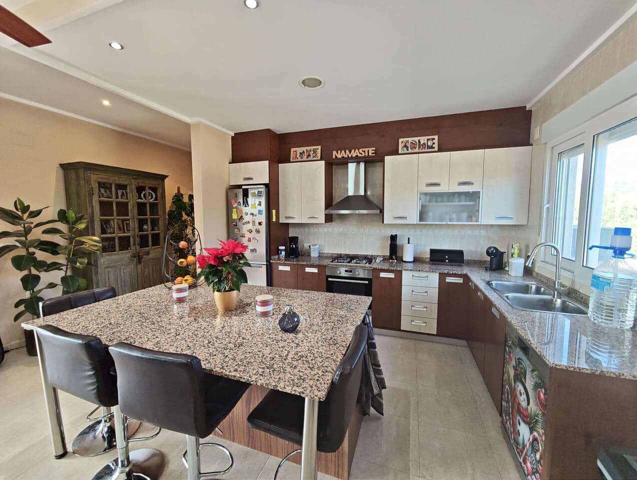 3 soverom Villa til salgs i Sax - € 399 995 (Ref: 9385084)