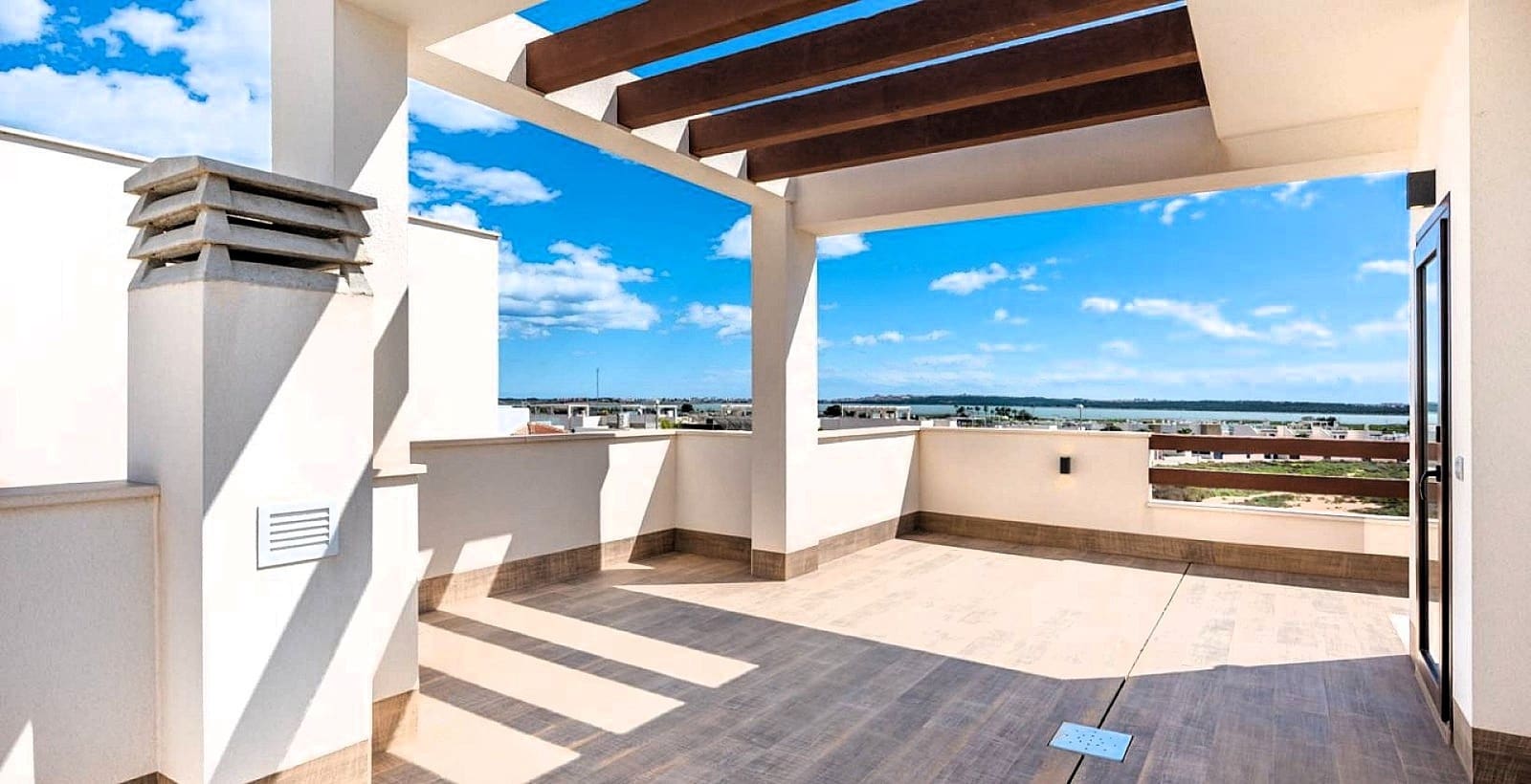 5 bedroom Villa for sale in Los Montesinos with pool garage - € 780,000 (Ref: 9385087)