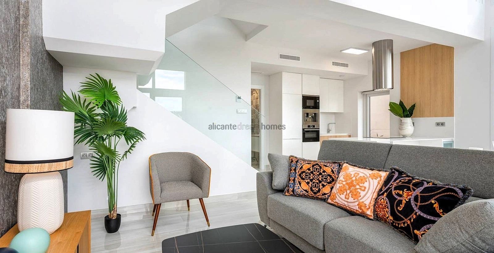 5 sypialnia Willa na sprzedaż w Los Montesinos z basenem garażem - 780 000 € (Ref: 9385087)