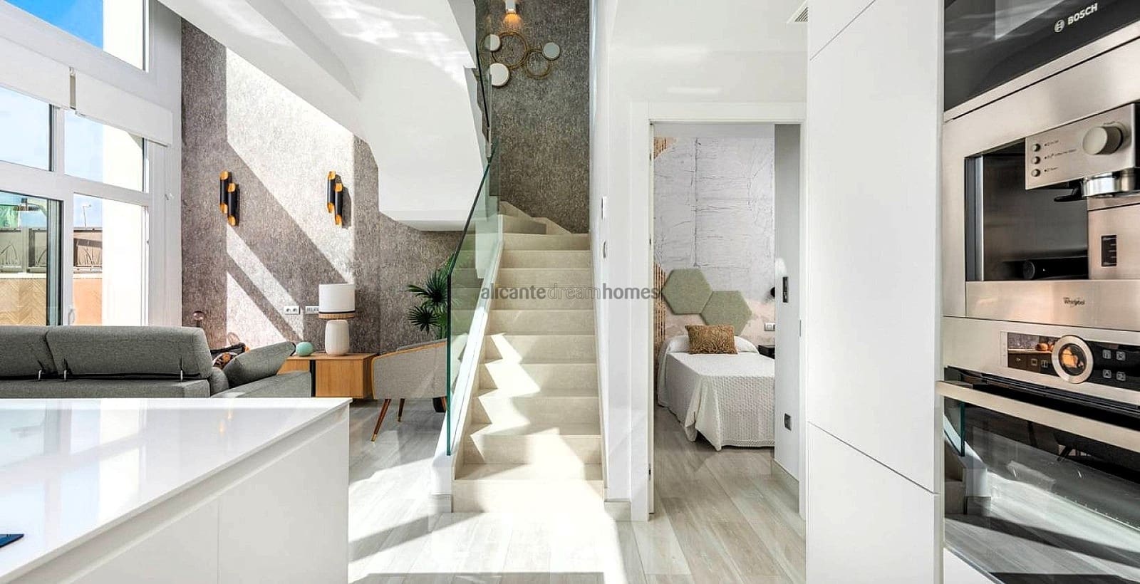 5 sypialnia Willa na sprzedaż w Los Montesinos z basenem garażem - 780 000 € (Ref: 9385087)