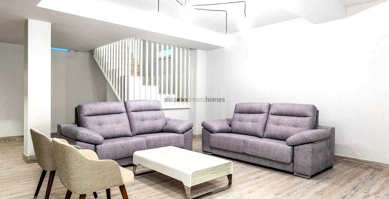 5 sypialnia Willa na sprzedaż w Los Montesinos z basenem garażem - 780 000 € (Ref: 9385087)