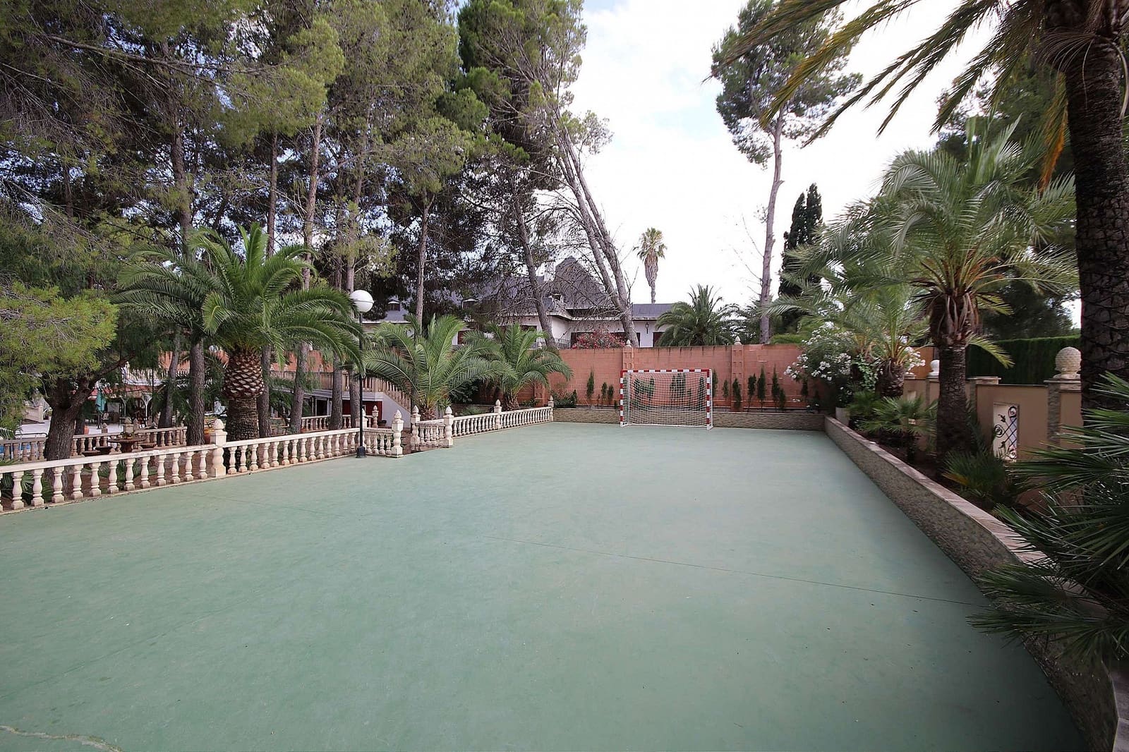 9 bedroom Villa for sale in Monovar / Monover with pool garage - € 849,995 (Ref: 9395692)