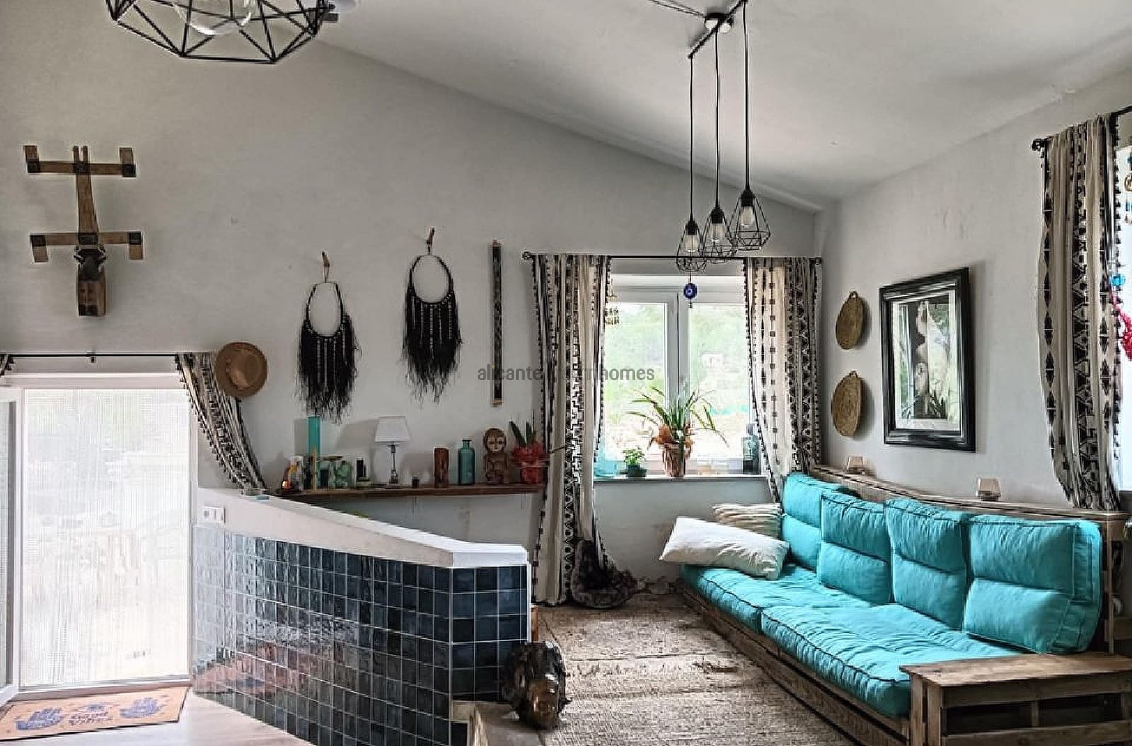 4 soveværelse Finca/Landehus til salg i La Romana med swimmingpool - € 339.000 (Ref: 9398149)