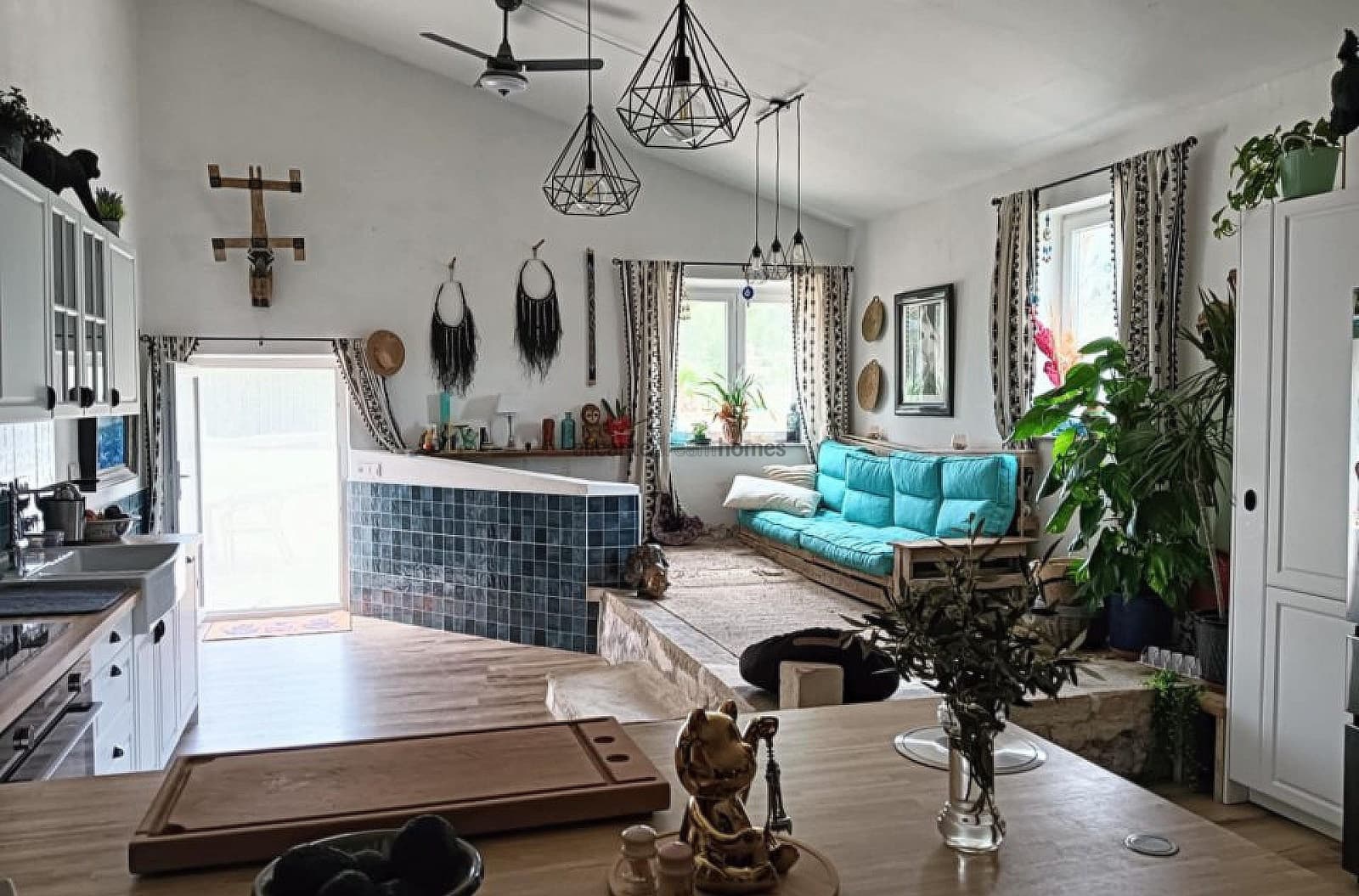 4 soveværelse Finca/Landehus til salg i La Romana med swimmingpool - € 339.000 (Ref: 9398149)