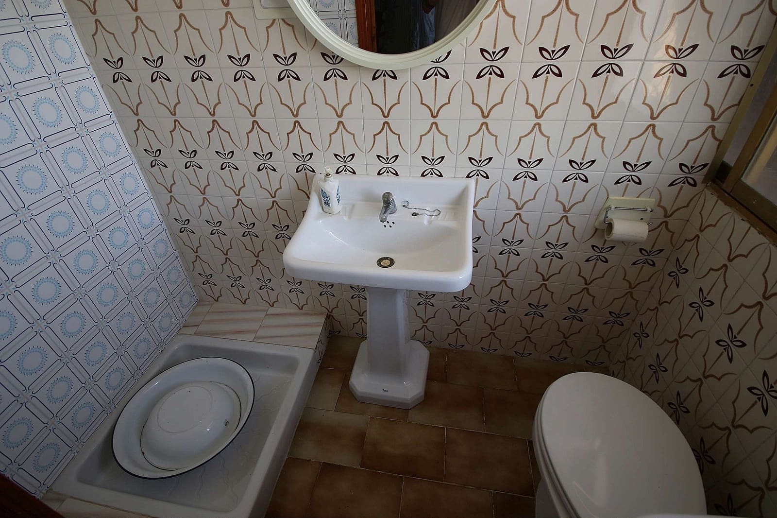 4 bedroom Villa for sale in Caudete with pool - € 219,995 (Ref: 9398150)