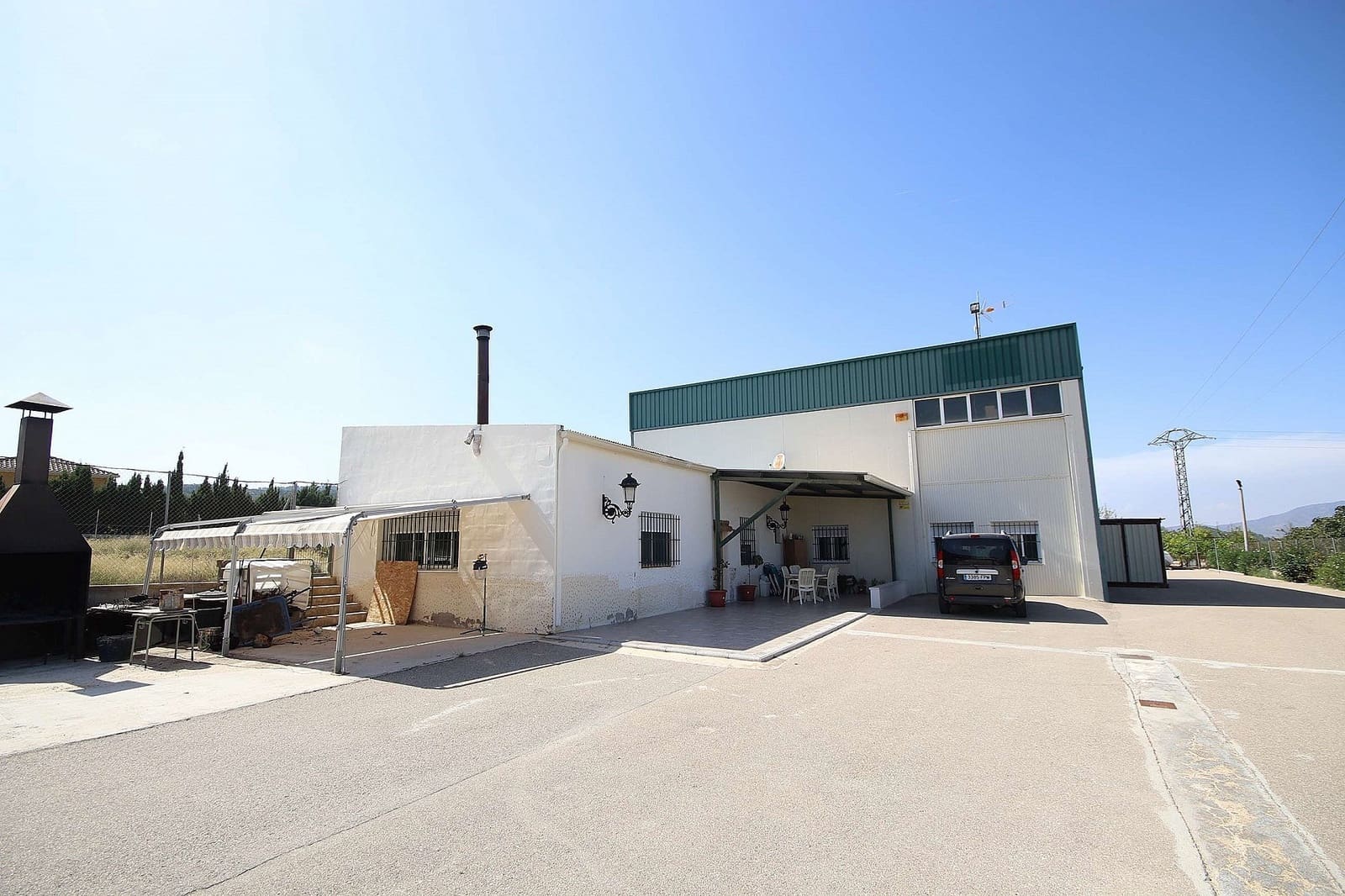 4 bedroom Villa for sale in Casas del Senor with garage - € 249,995 (Ref: 9400345)