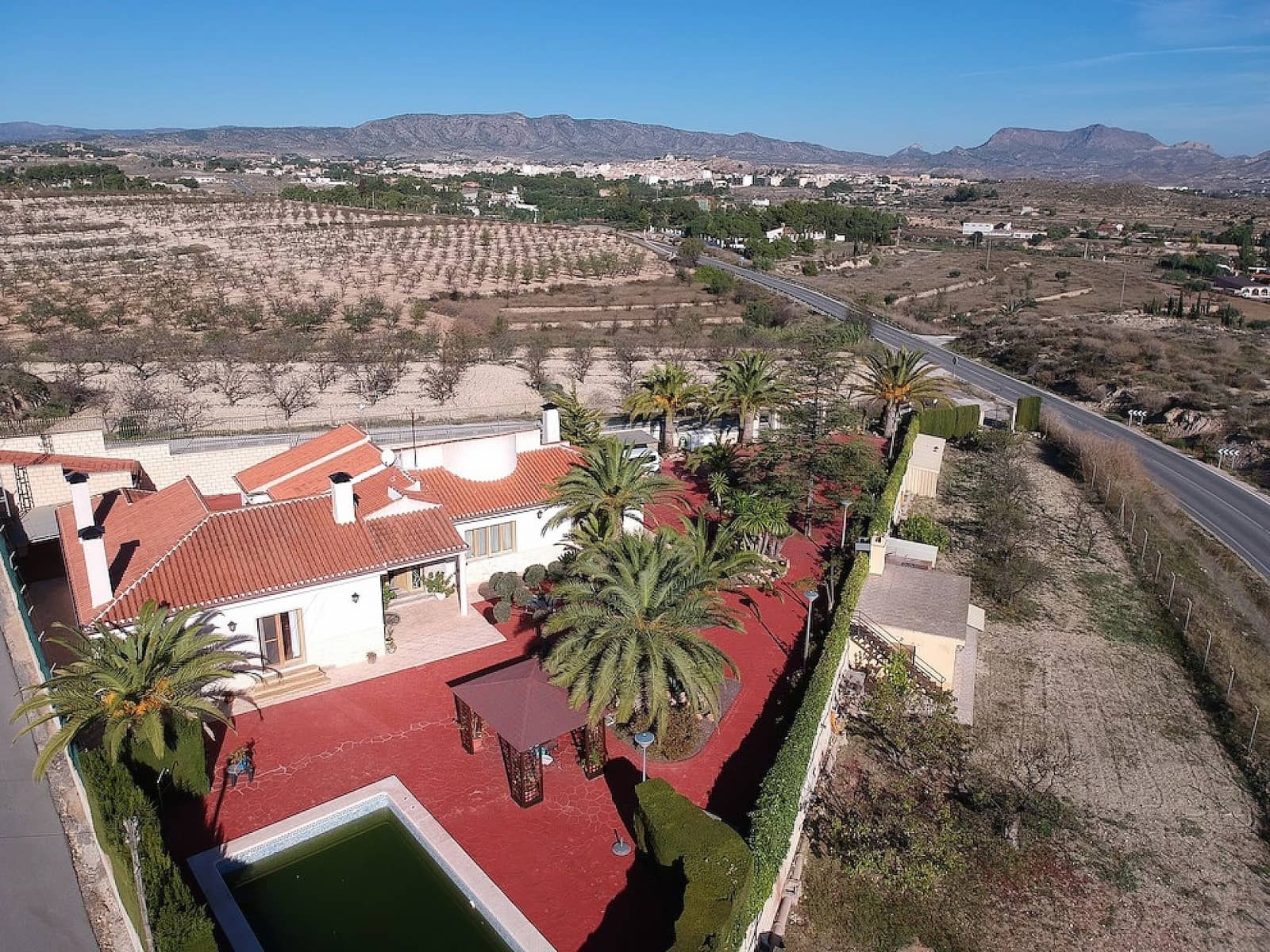 4 camera da letto Villa in vendita in Monovar / Monover con piscina garage - 649.995 € (Rif: 9400346)