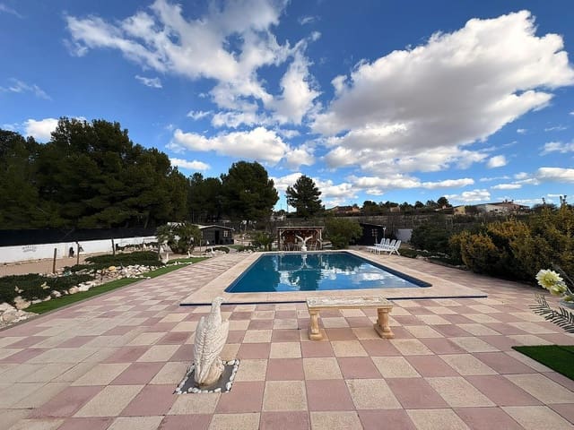 8 chambre Villa/Maison à vendre à Castalla avec piscine - 599 995 € (Ref: 9402846)