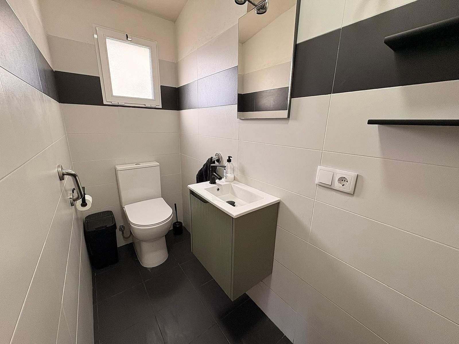 8 makuuhuone Huvila myytävänä paikassa Castalla mukana uima-altaan - 599 995 € (Ref: 9402846)