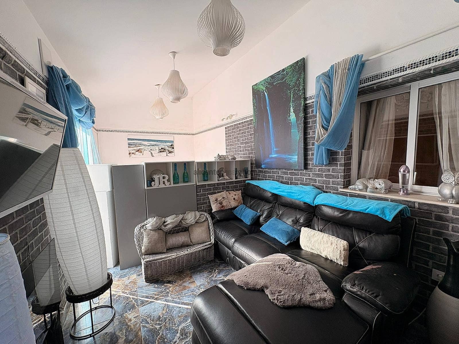 8 bedroom Villa for sale in Castalla with pool - € 599,995 (Ref: 9402846)