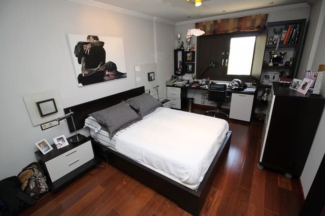 4 quarto Moradia para venda em Monóvar / Monóver com garagem - 499 995 € (Ref: 9410507)