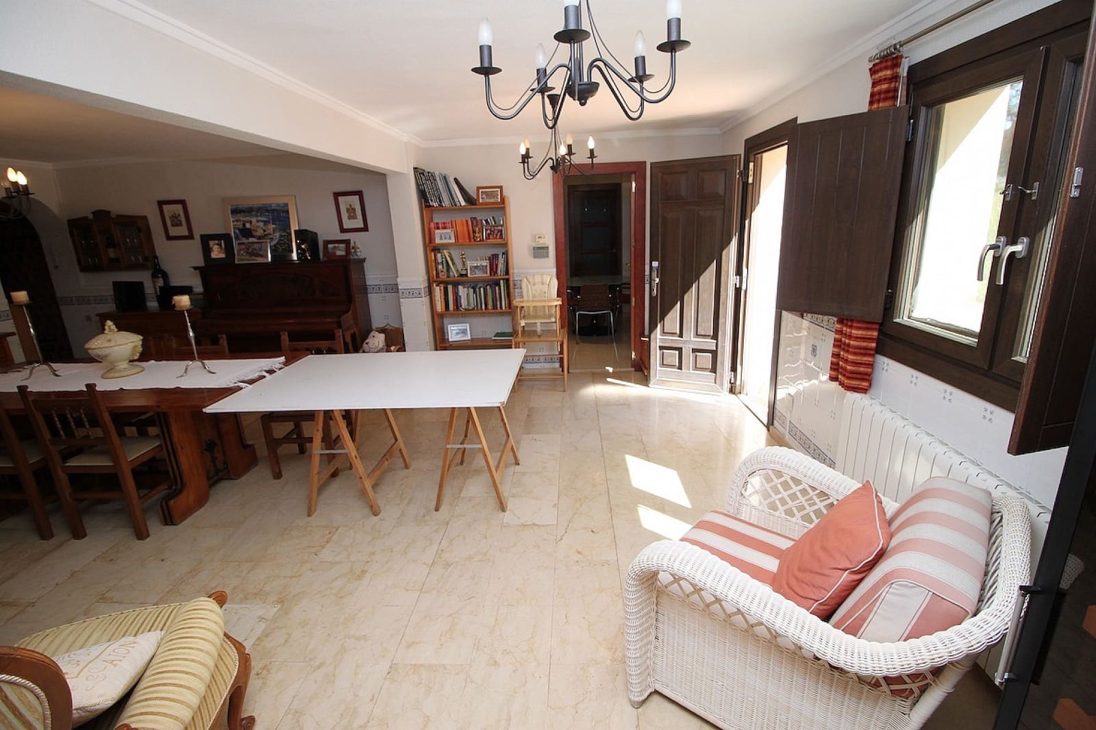 4 sypialnia Willa na sprzedaż w Monovar / Monover z garażem - 499 995 € (Ref: 9410507)