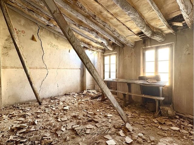 Casa in vendita in Pinoso - 90.000 € (Rif: 9413572)