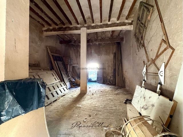 Byhus til salg i Pinoso - € 90.000 (Ref: 9413572)