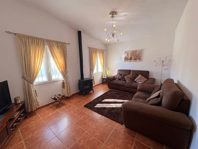 3 slaapkamer Finca/Landhuis te koop in Caudete met zwembad - € 249.995 (Ref: 9415383)