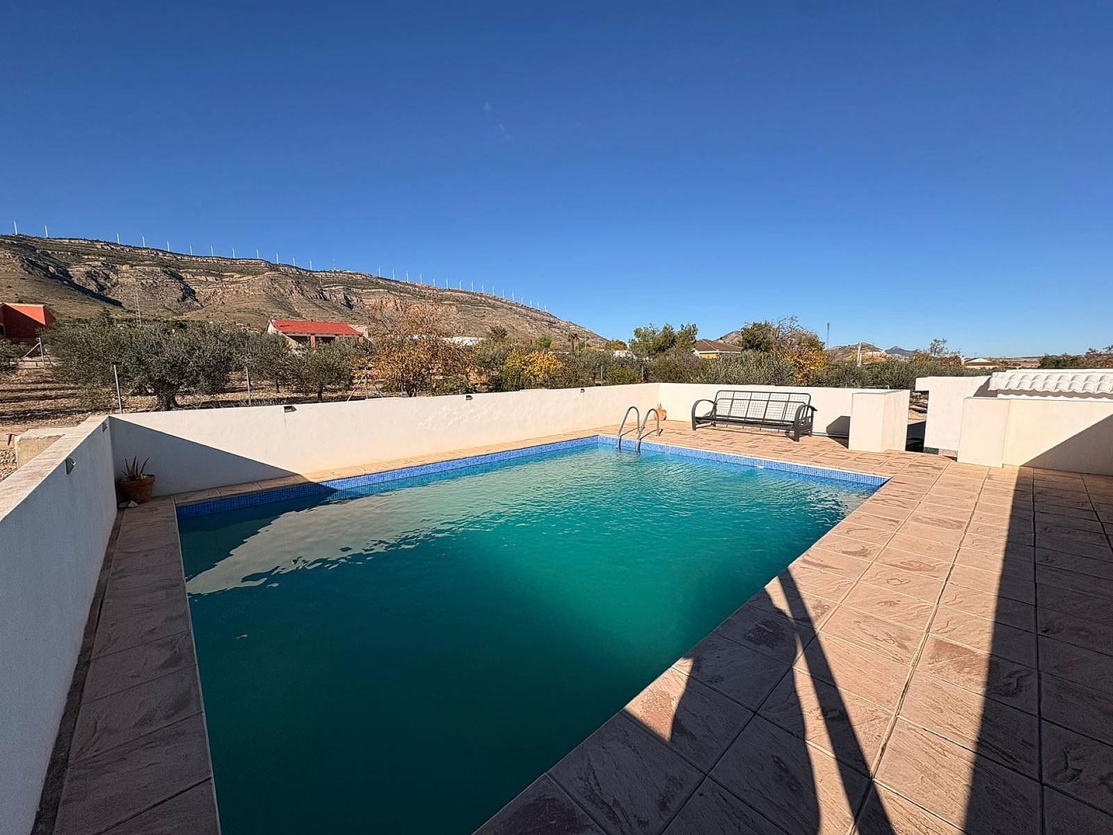3 soveværelse Finca/Landehus til salg i Caudete med swimmingpool - € 249.995 (Ref: 9415383)