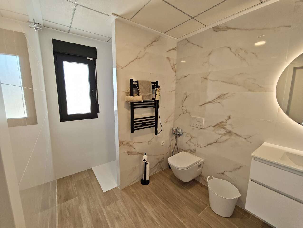 4 makuuhuone Huvila myytävänä paikassa Pinoso - 549 995 € (Ref: 9418875)