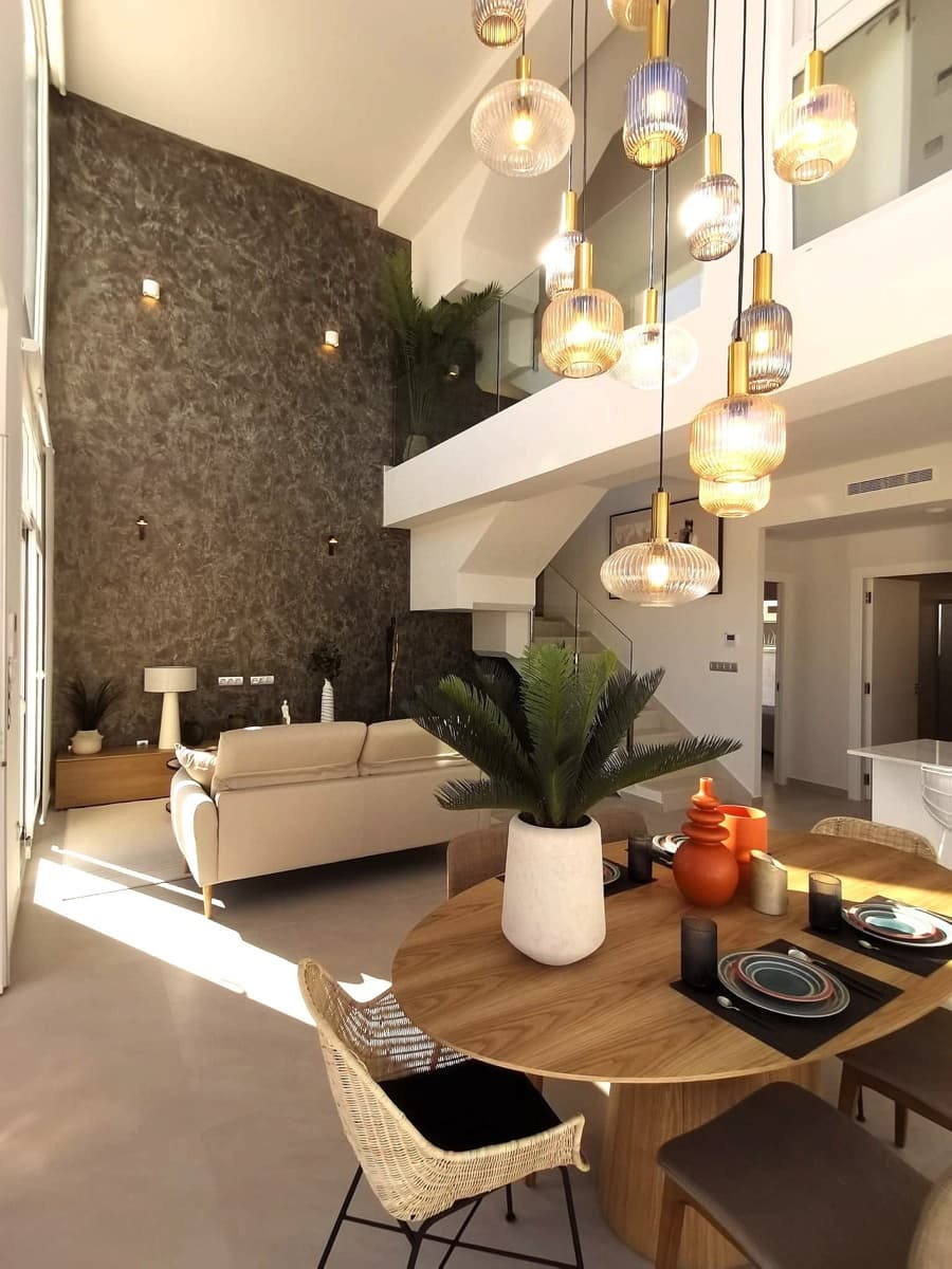 3 makuuhuone Huvila myytävänä paikassa Ciudad Quesada mukana uima-altaan - 650 000 € (Ref: 9418878)