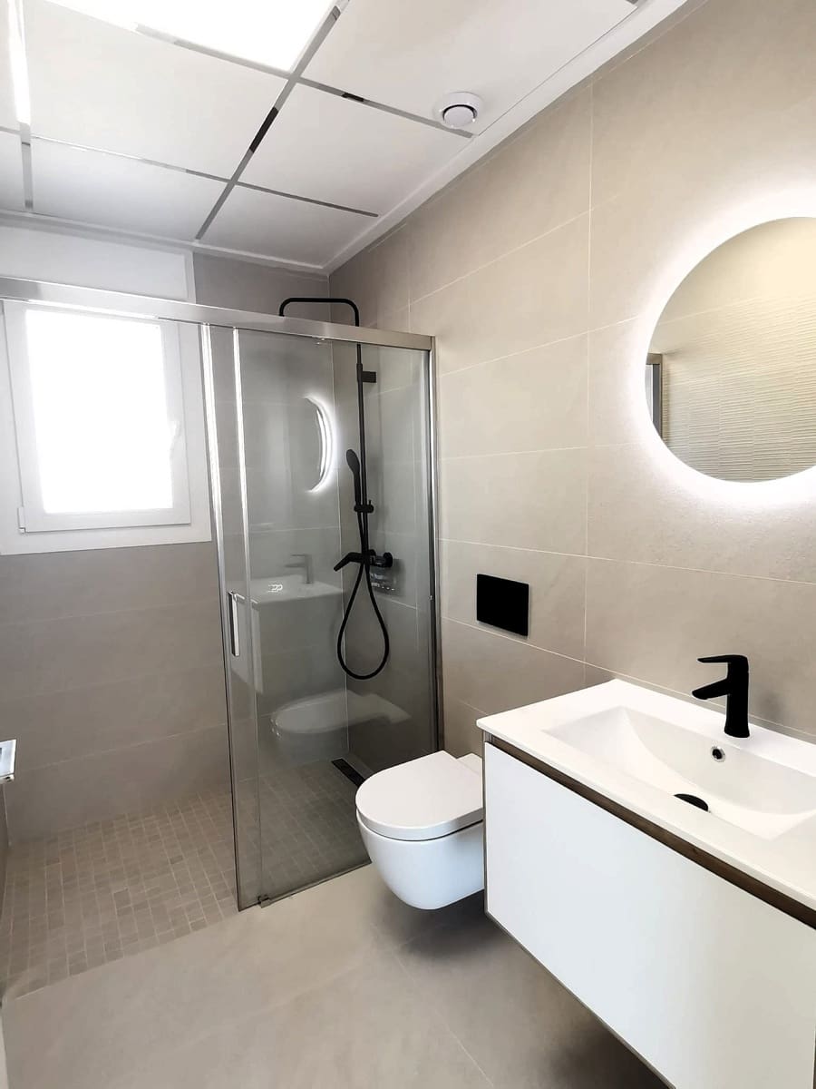 3 makuuhuone Huvila myytävänä paikassa Ciudad Quesada mukana uima-altaan - 650 000 € (Ref: 9418878)