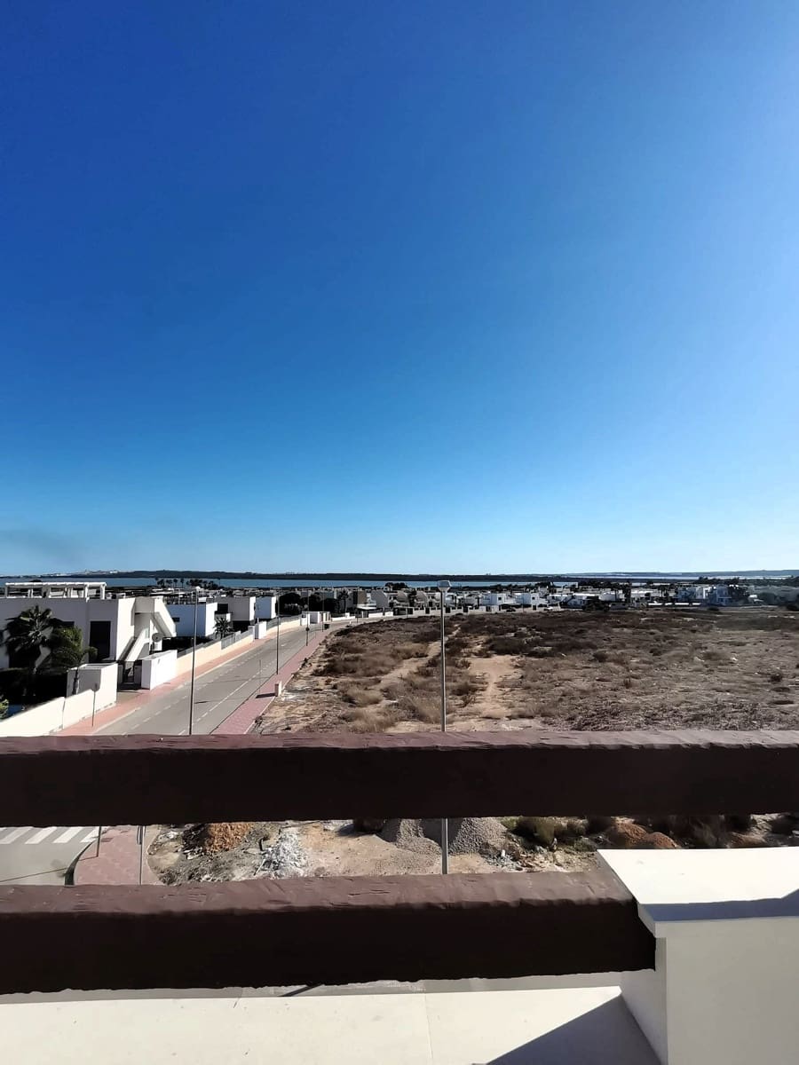 3 makuuhuone Huvila myytävänä paikassa Ciudad Quesada mukana uima-altaan - 650 000 € (Ref: 9418878)