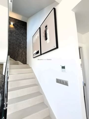 3 makuuhuone Huvila myytävänä paikassa Ciudad Quesada, Rojales mukana uima-altaan - 650 000 € (Ref: 9418878)