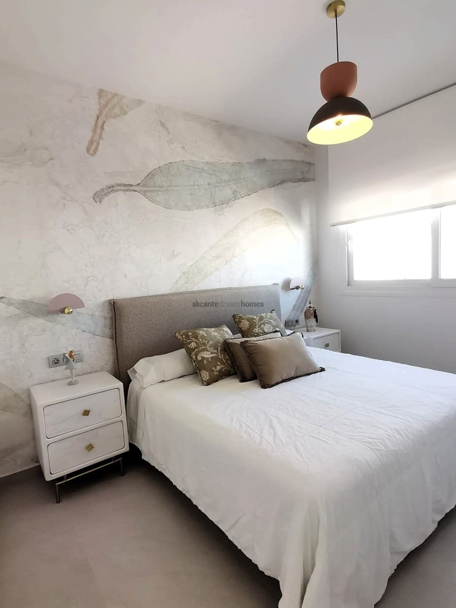 3 makuuhuone Huvila myytävänä paikassa Ciudad Quesada mukana uima-altaan - 650 000 € (Ref: 9418878)