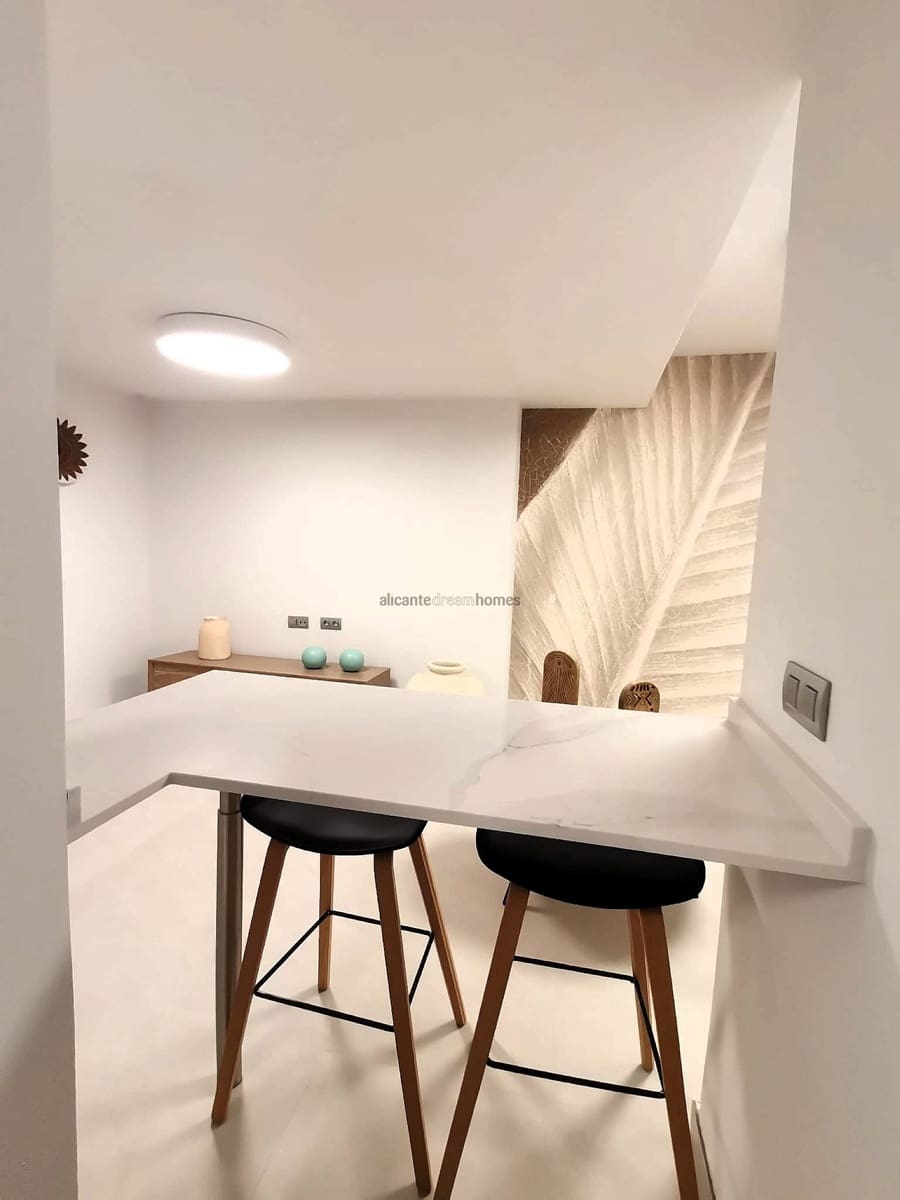 3 makuuhuone Huvila myytävänä paikassa Ciudad Quesada mukana uima-altaan - 650 000 € (Ref: 9418878)