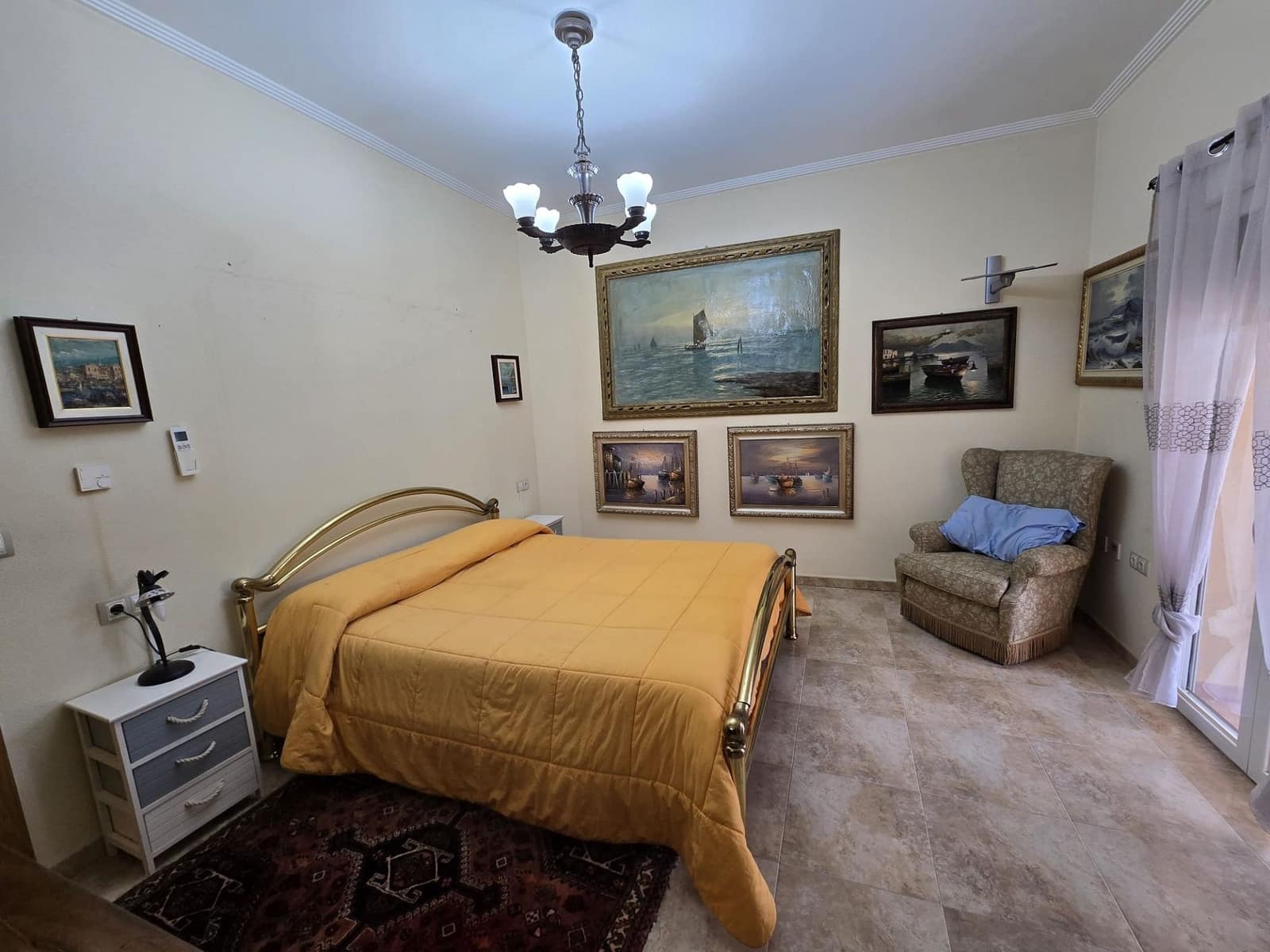 4 sypialnia Willa na sprzedaż w Sax z basenem garażem - 499 999 € (Ref: 9421827)