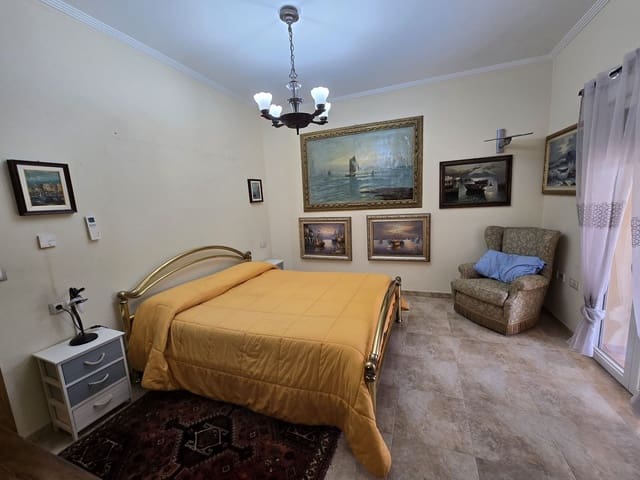 4 soverom Villa til salgs i Sax med svømmebasseng garasje - € 499 999 (Ref: 9421827)