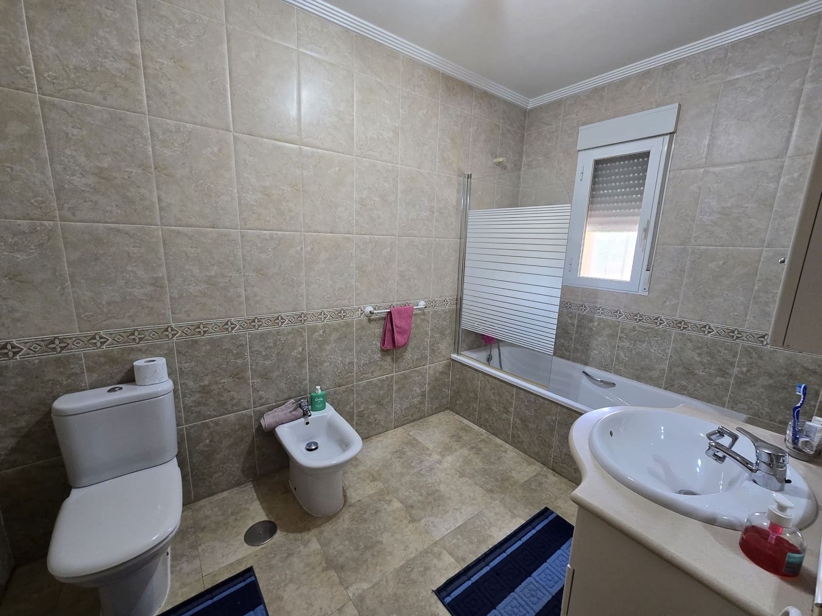 4 sypialnia Willa na sprzedaż w Sax z basenem garażem - 499 999 € (Ref: 9421827)