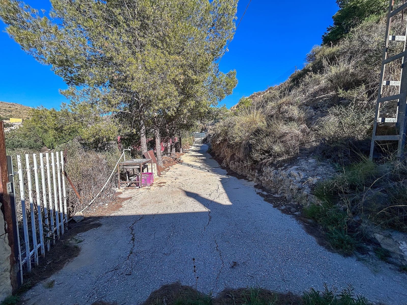 4 bedroom Finca/Country House for sale in Crevillente / Crevillent with pool garage - € 130,000 (Ref: 9421829)