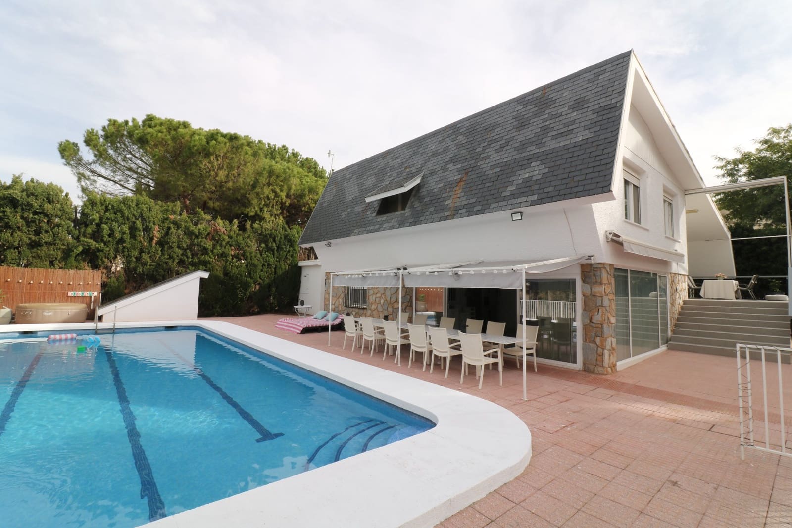 5 makuuhuone Huvila myytävänä paikassa Petrel / Petrer - 497 000 € (Ref: 9424259)