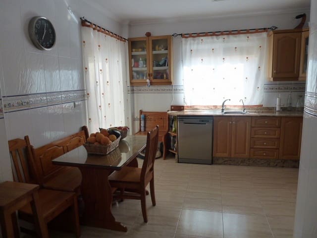 Chalet de 3 habitaciones en Hondón de los Frailes en venta con garaje - 189.950 € (Ref: 9425662)