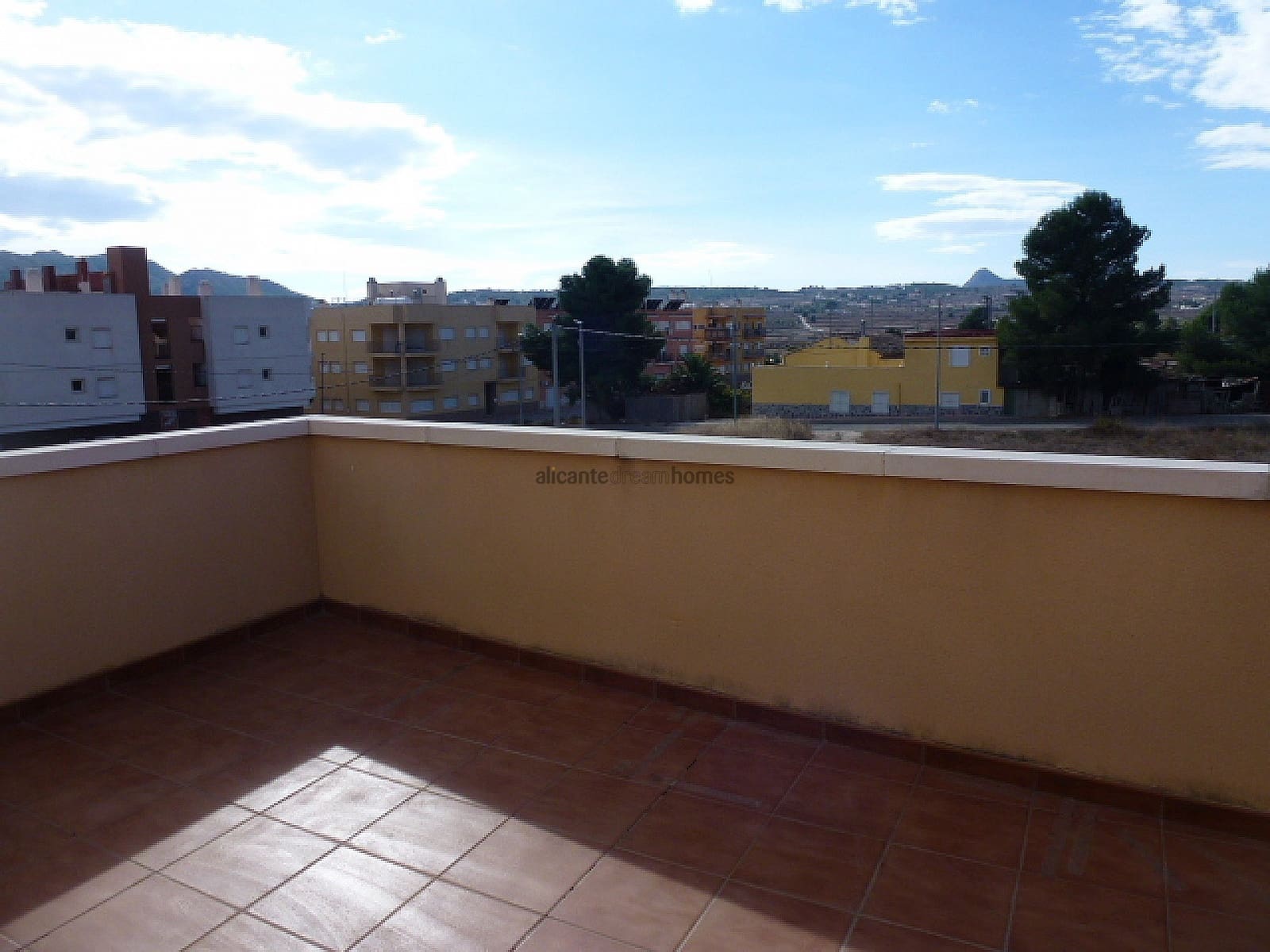 3 Zimmer Villa zu verkaufen in Hondon de los Frailes mit Garage - 189.950 € (Ref: 9425662)