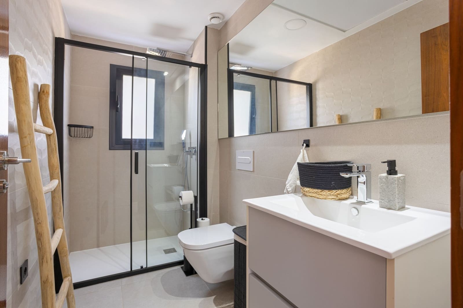 4 soveværelse Villa til salg i Ciudad Quesada - € 699.000 (Ref: 9433010)