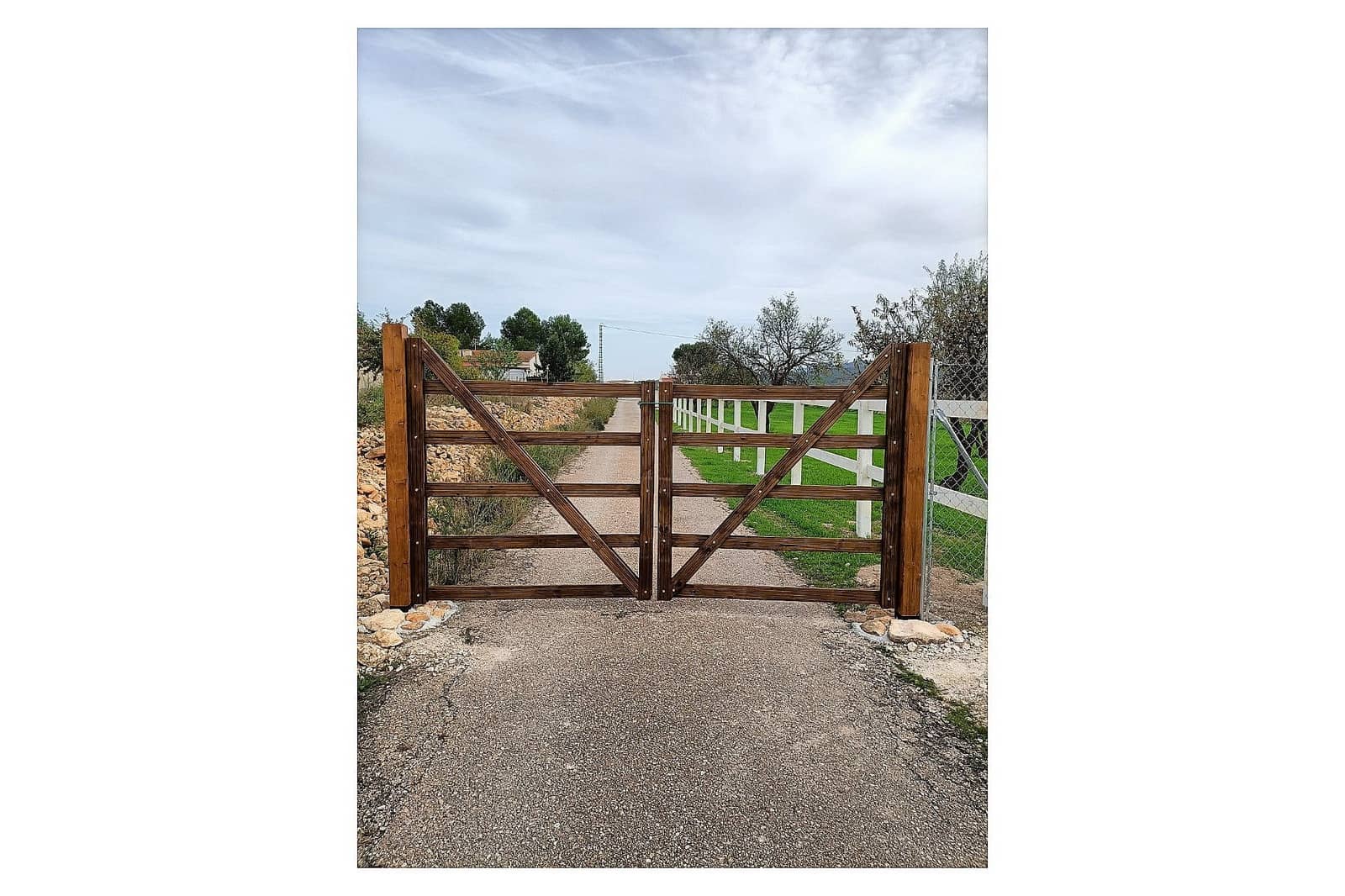 3 bedroom Finca/Country House for sale in Monovar / Monover with pool garage - € 200,000 (Ref: 9439662)