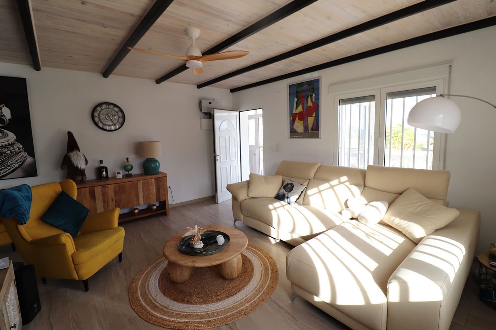 4 bedroom Villa for sale in La Romana with pool garage - € 379,000 (Ref: 9448555)