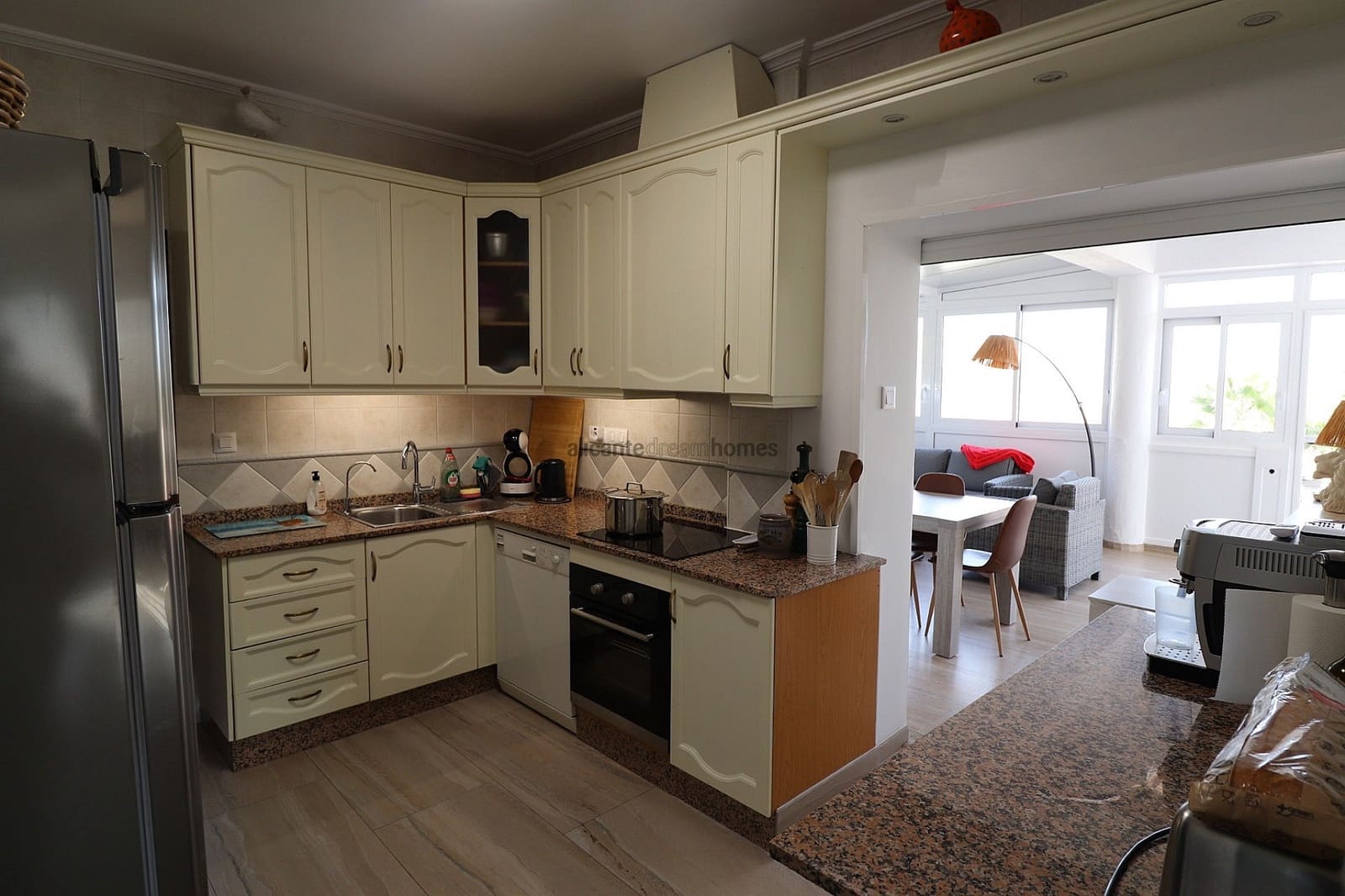 4 camera da letto Villa in vendita in La Romana con piscina garage - 379.000 € (Rif: 9448555)