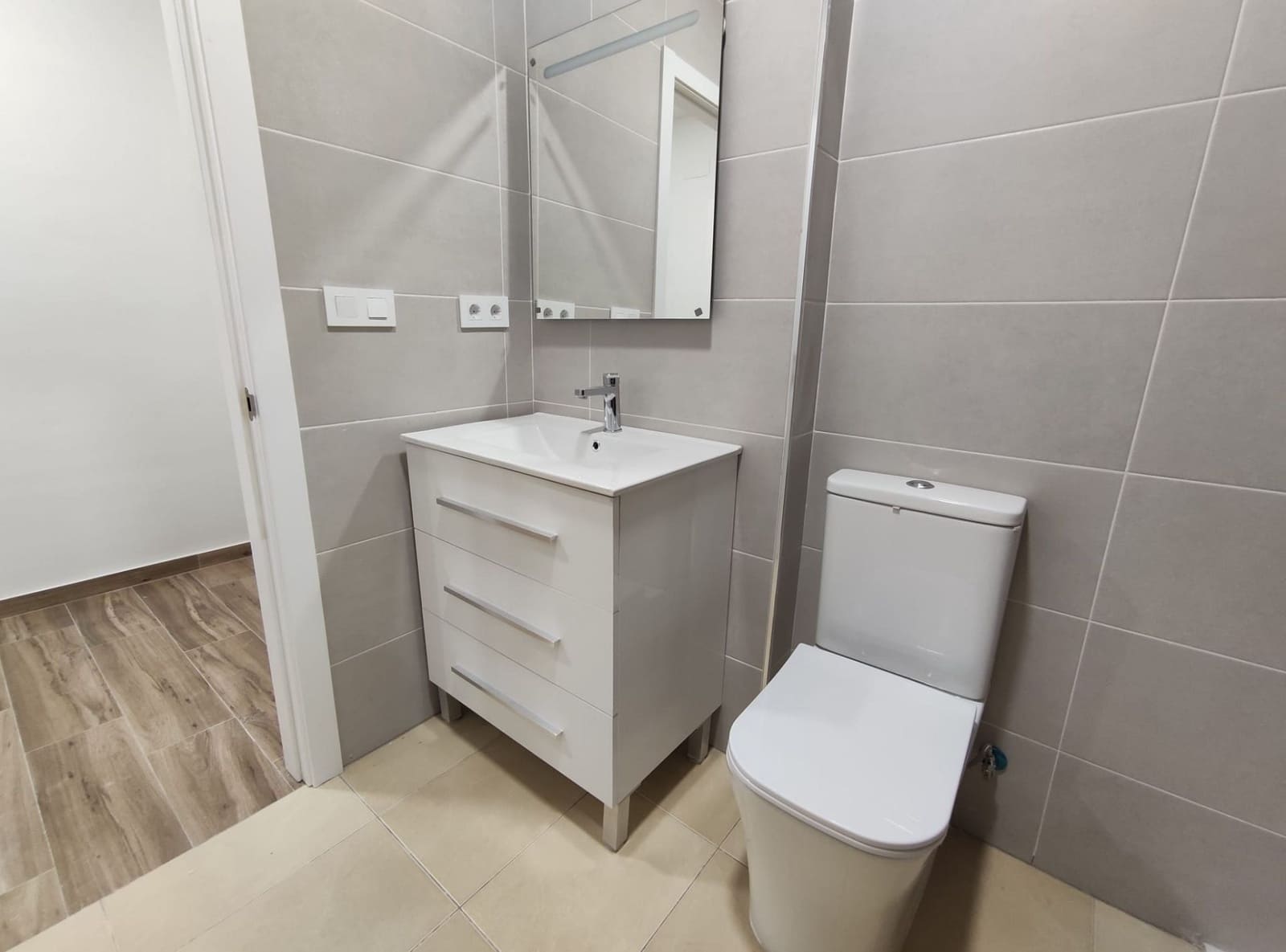 2 sovrum Hus till salu i Petrel / Petrer - 120 000 € (Ref: 9450113)