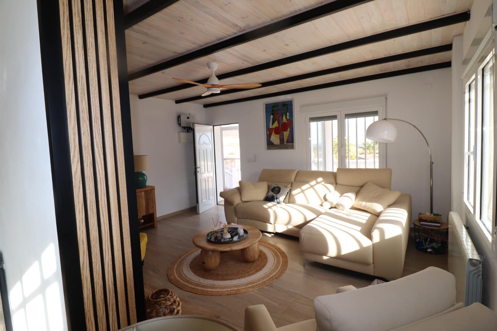 4 bedroom Villa for sale in La Romana with pool - € 379,000 (Ref: 9452559)