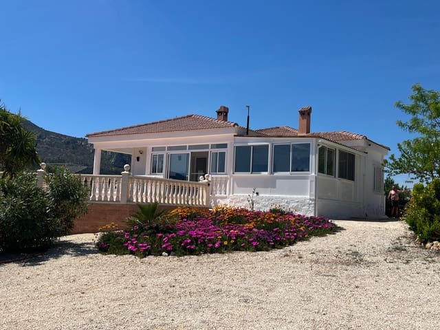 4 sypialnia Willa na sprzedaż w La Romana z basenem - 369 500 € (Ref: 9452559)