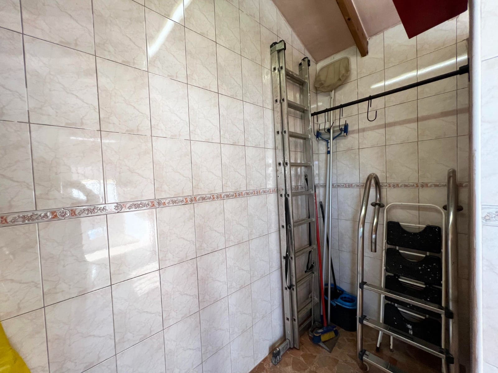 6 makuuhuone Huvila myytävänä paikassa Hondon de los Frailes - 280 000 € (Ref: 9452560)